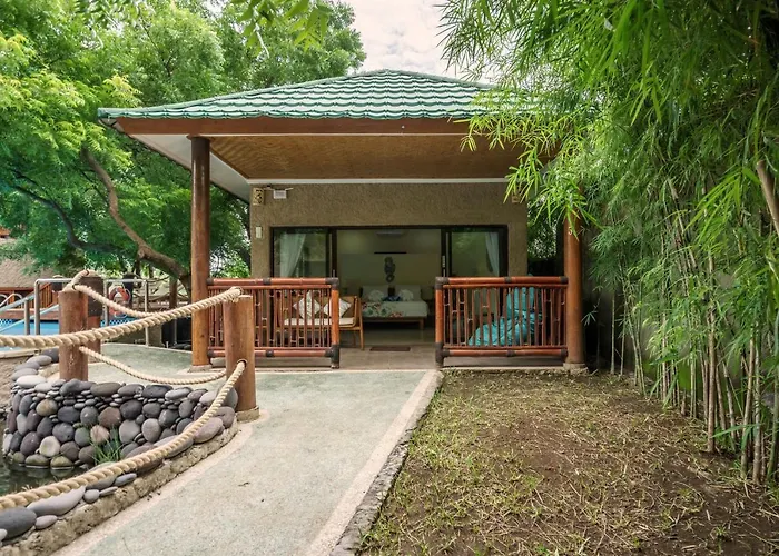 Lunar Dive Resort: Bamboo Kubu