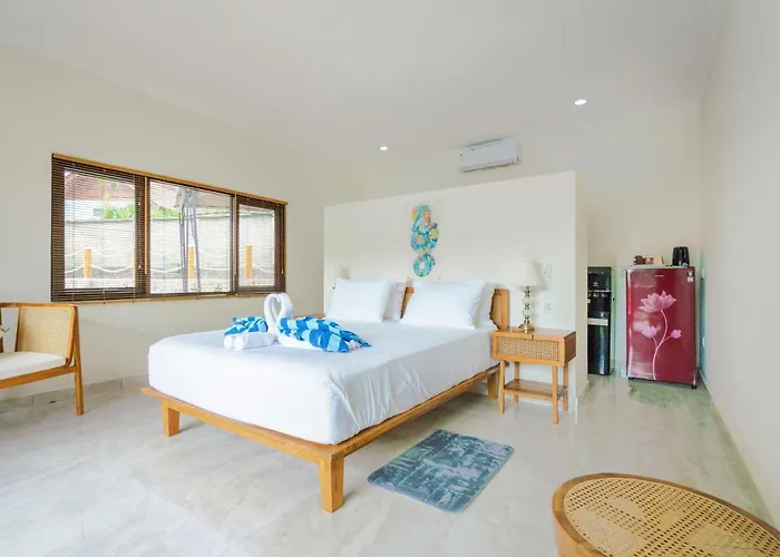Lunar Dive Resort: Bamboo Resort