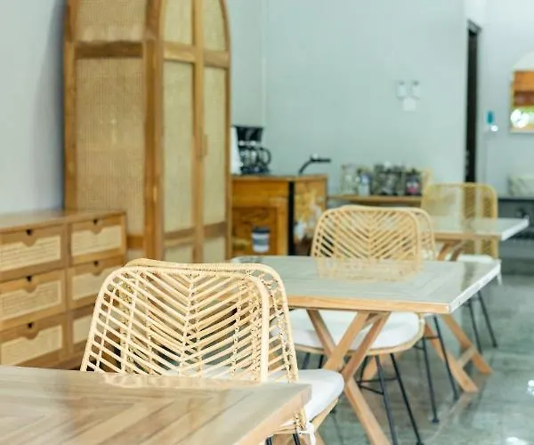 Lunar Dive Resort: Bamboo Resort