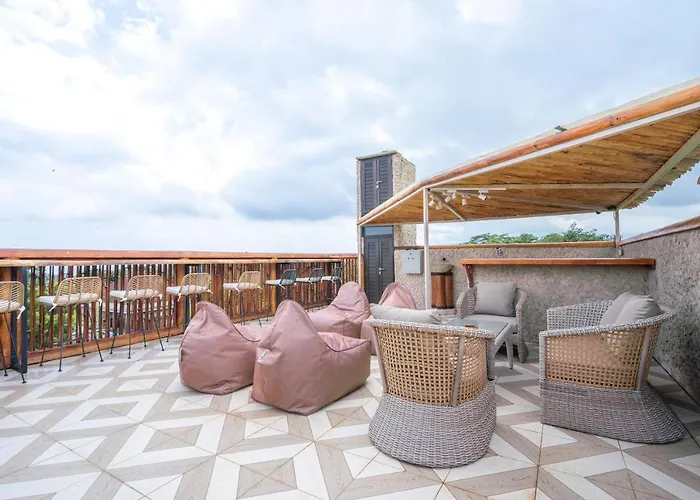 Lunar Dive Resort: Bamboo Resort Kubu